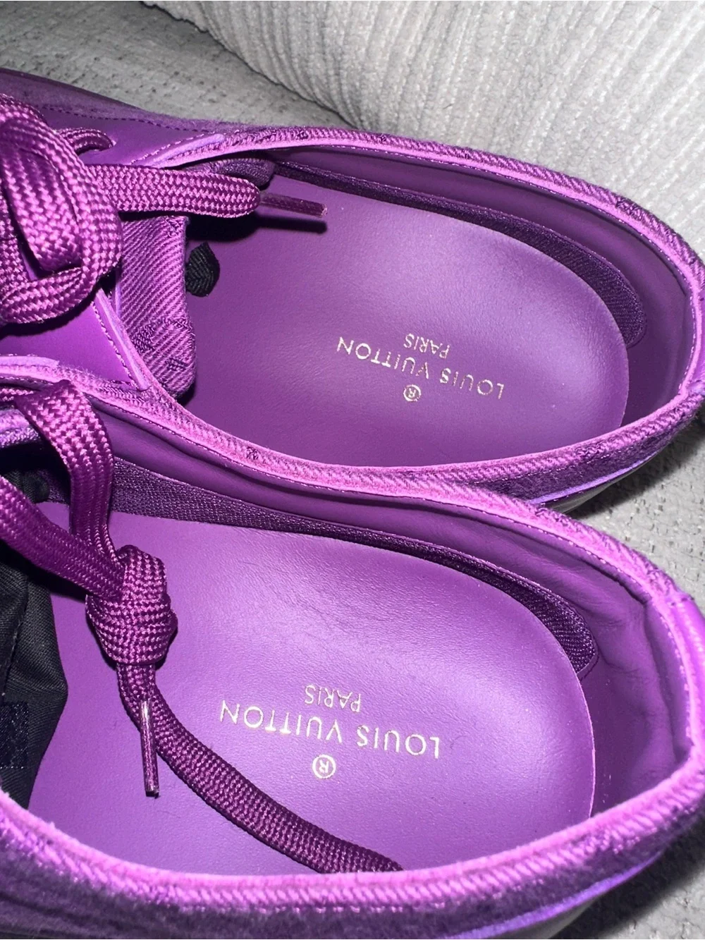 54-26 Preloved Louis Vuitton Purple Men’s Low-Top Casual Sneakers